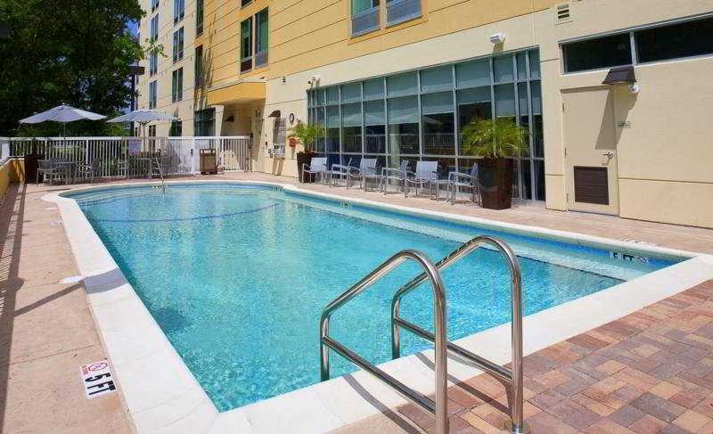Springhill Suites Tampa North/Tampa Palms Esterno foto