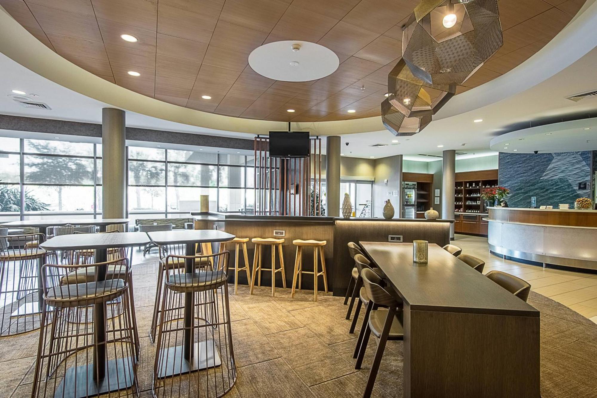 Springhill Suites Tampa North/Tampa Palms Esterno foto