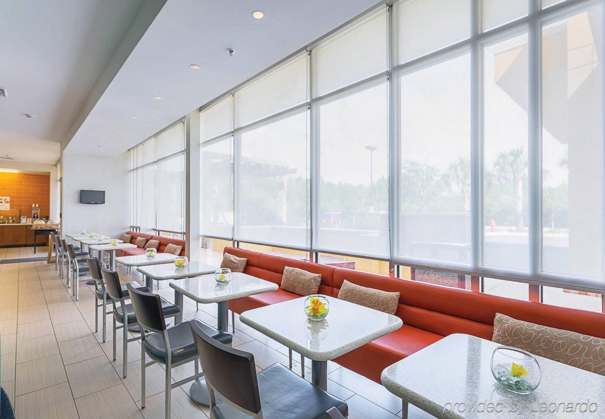 Springhill Suites Tampa North/Tampa Palms Esterno foto